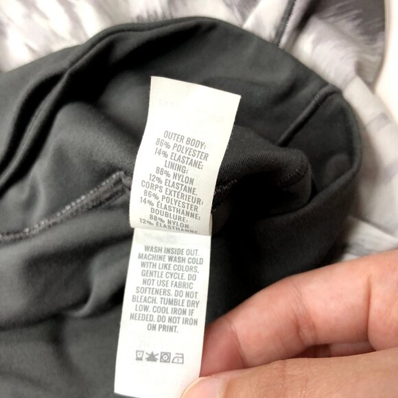 Offline by Aerie Athletic Gray and White Patterned Tennis Skort Size Small - Picture 5 of 10